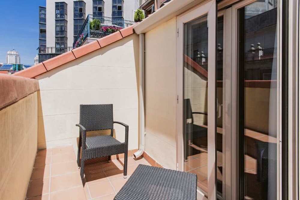 Superior Room, City View
