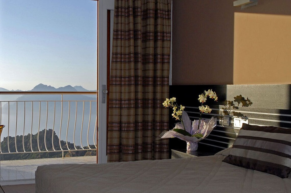 Superior Double Room, Balcony, Sea View photo 1