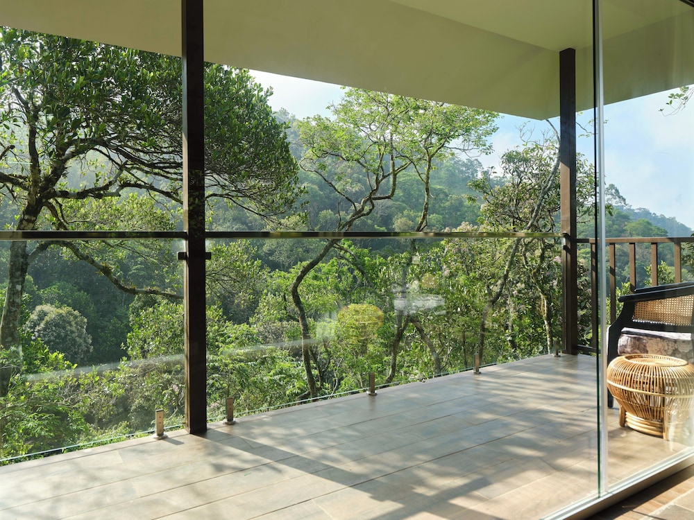 Tree House - Photo 5