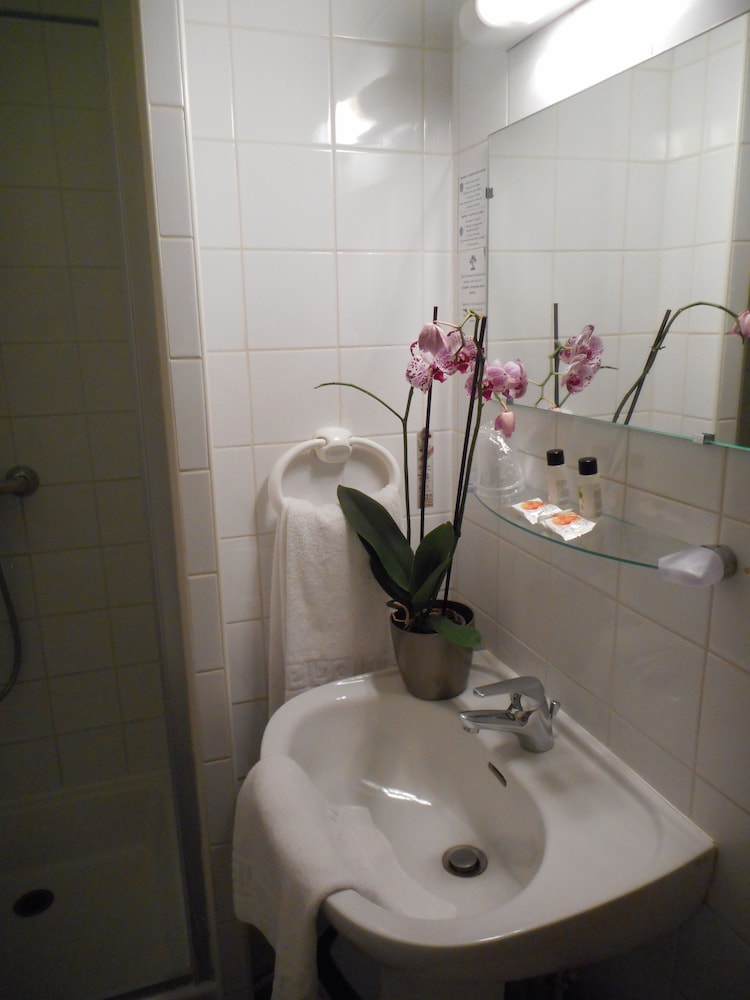 Comfort Twin Room - Photo 4