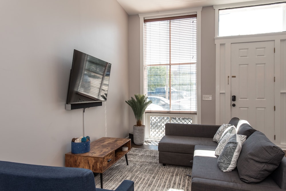 Condo, 1 Queen Bed with Sofa bed, Kitchen photo 1