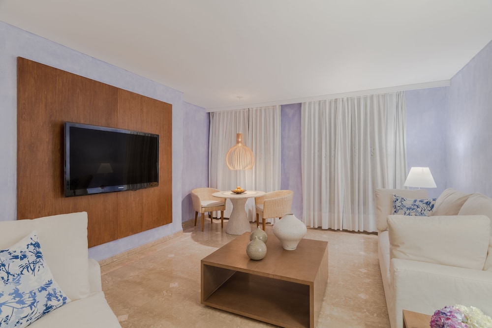 Grand Suite - Photo 2
