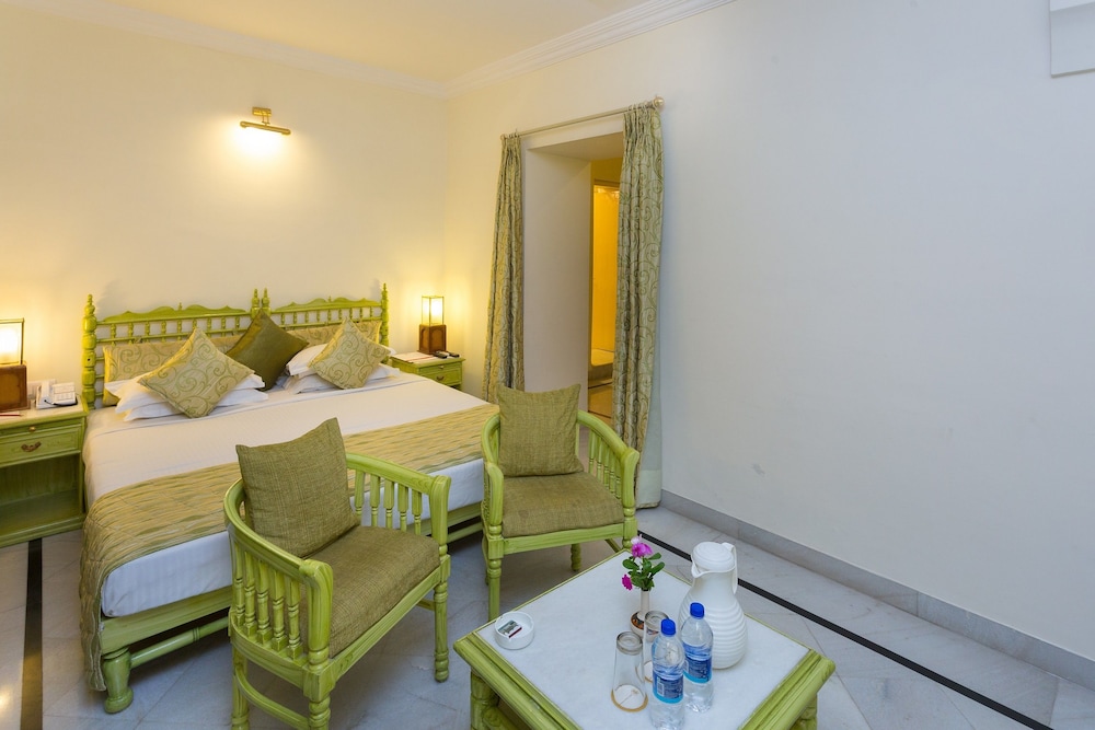 Superior Room - Photo 18