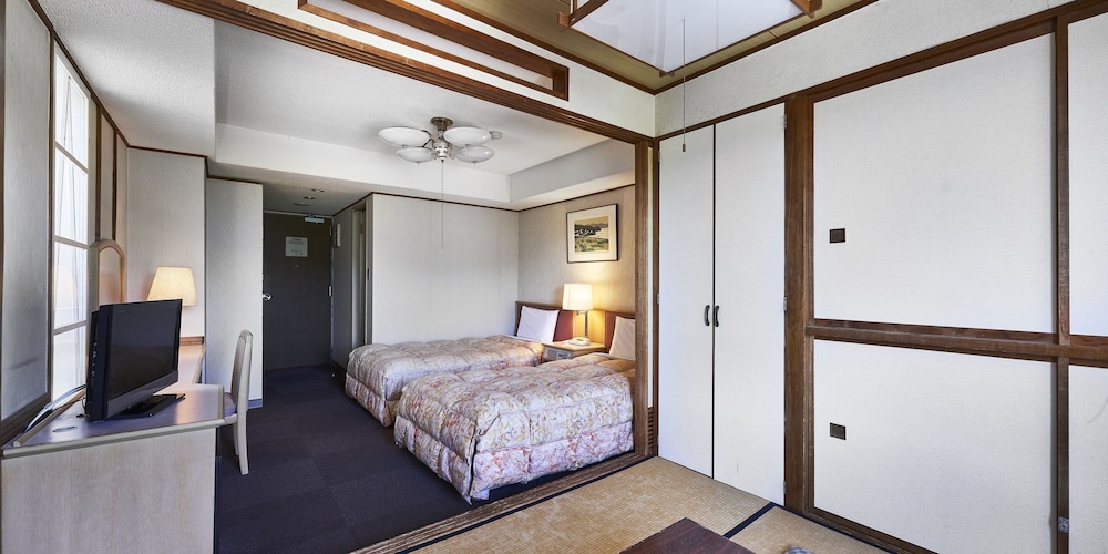 Standard Room photo 2