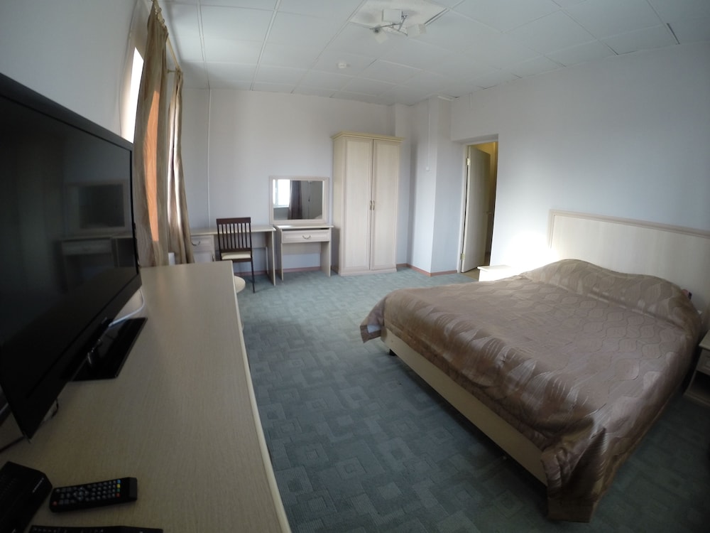 Studio Suite photo 2