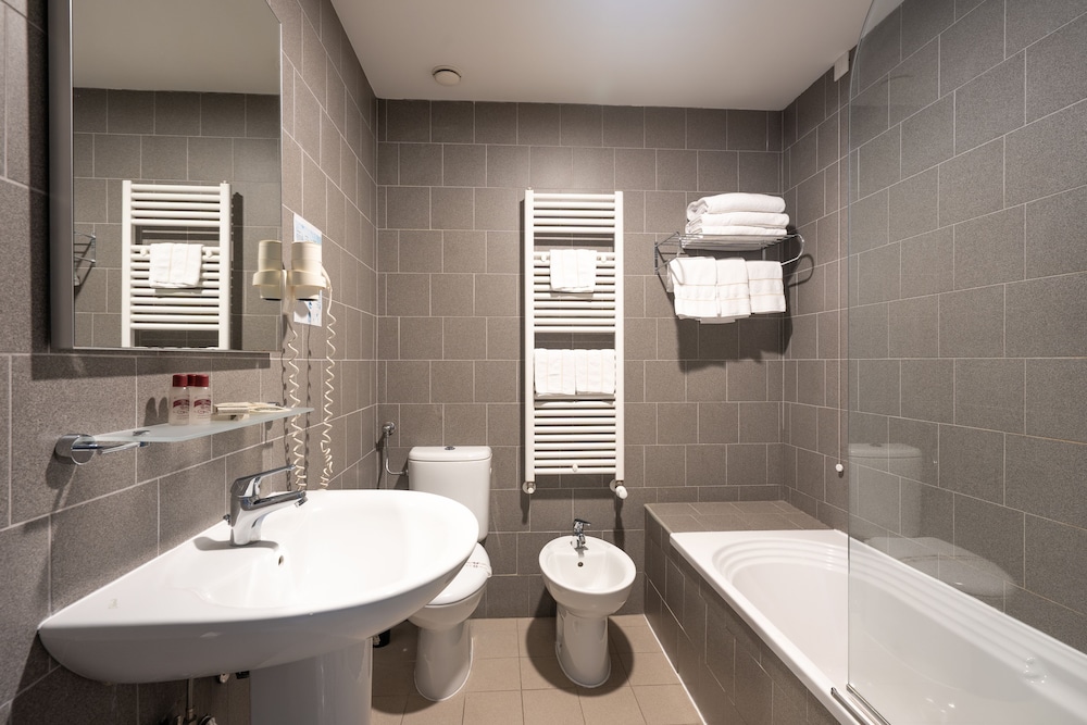 Deluxe Double Or Twin Room, 1 Bedroom photo 3