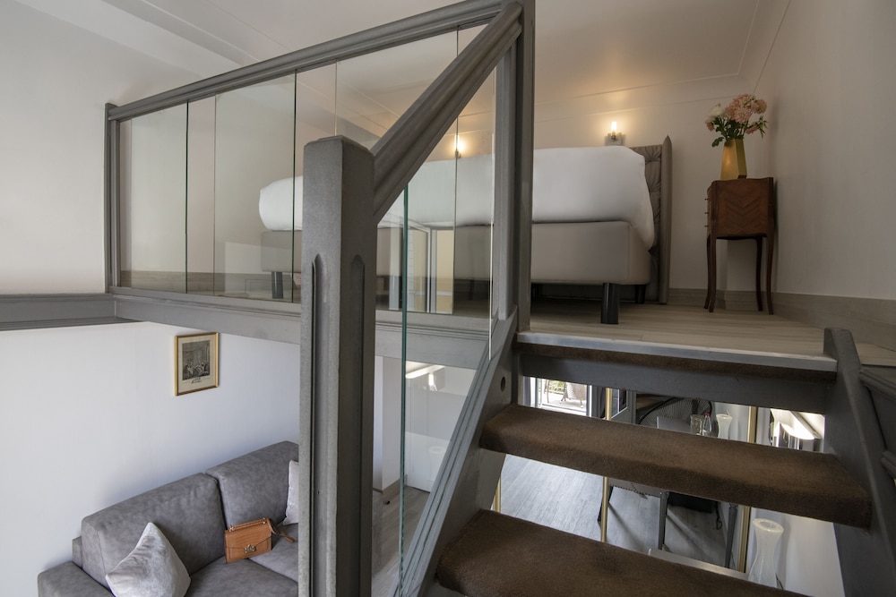 Junior Suite - Photo 16