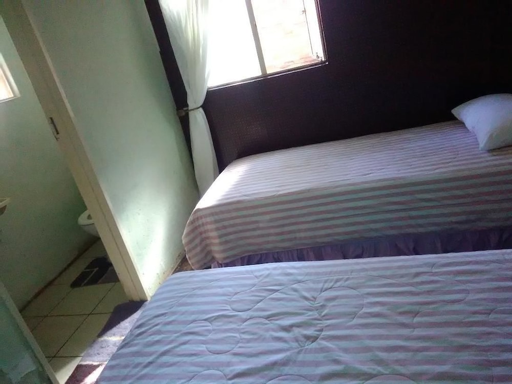 Basic Double Room photo 2