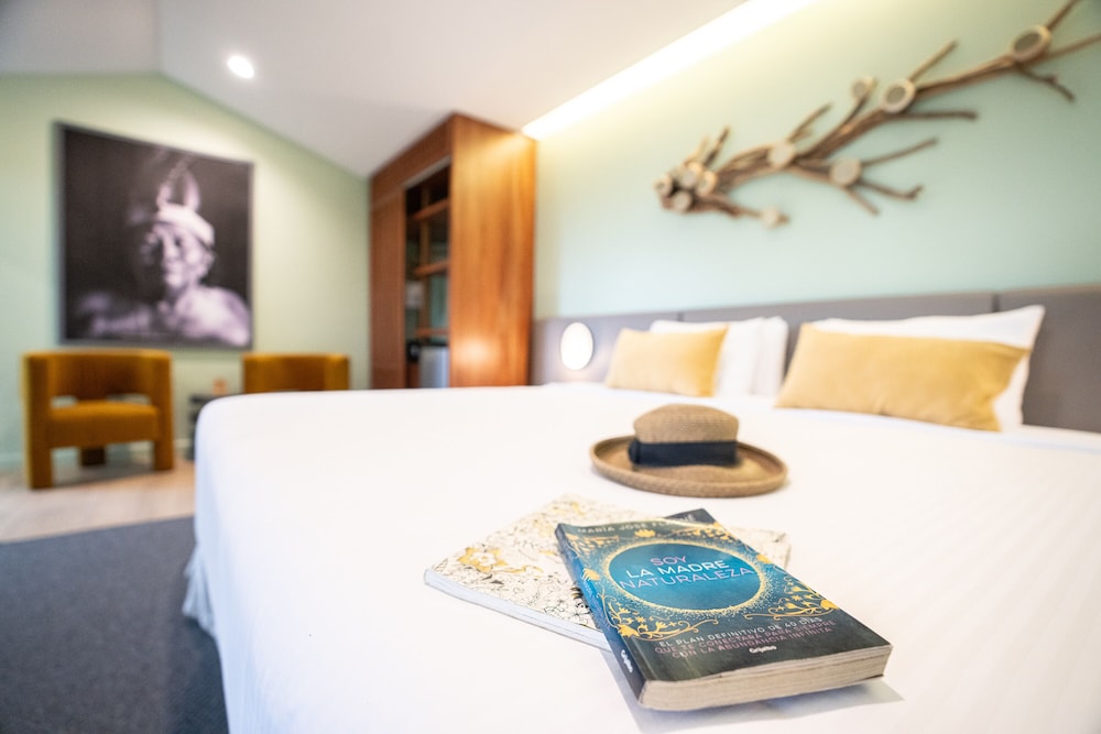 Forest Signature Suite with Plunge Pool - Photo 2