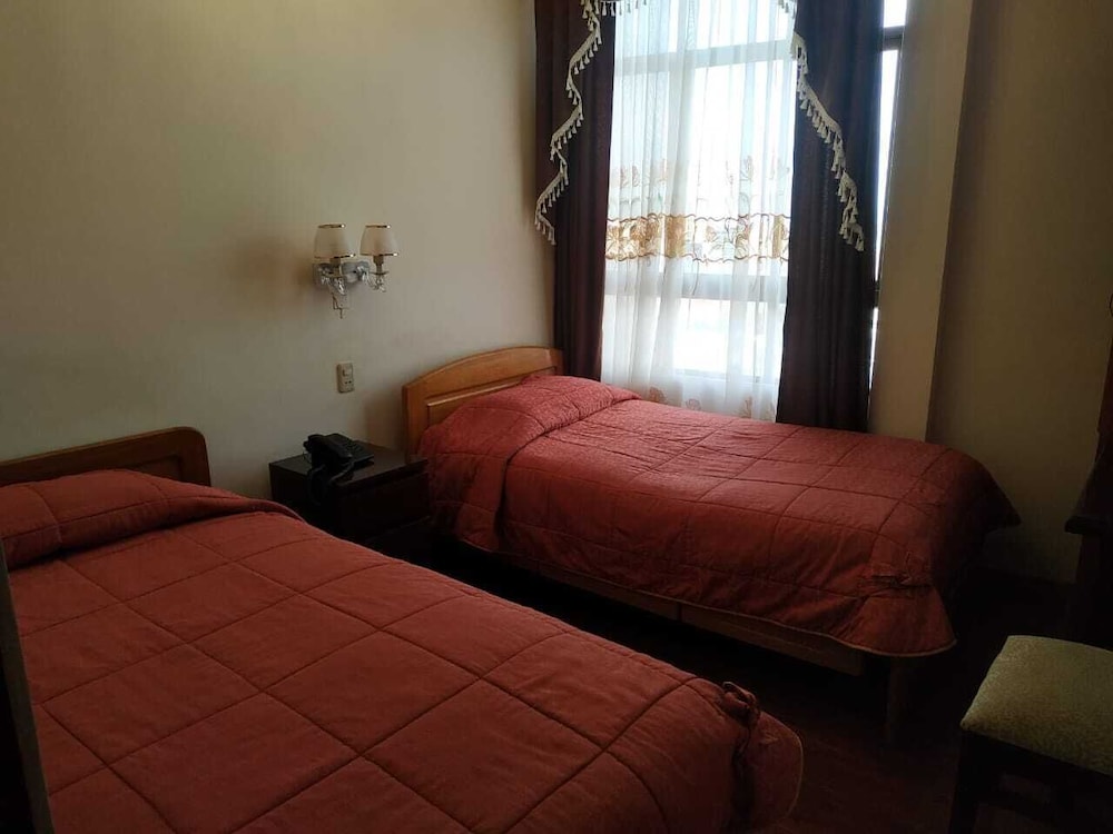Standard Twin Room, 2 Twin Beds, Private Bathroom