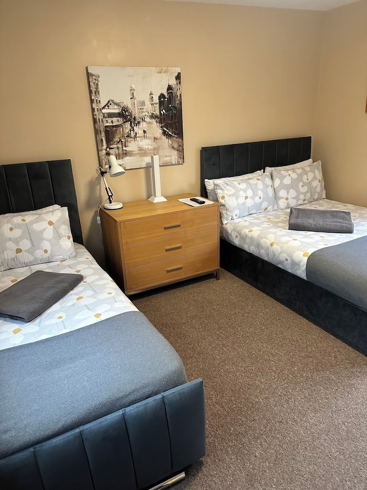 Family Triple Room photo 2