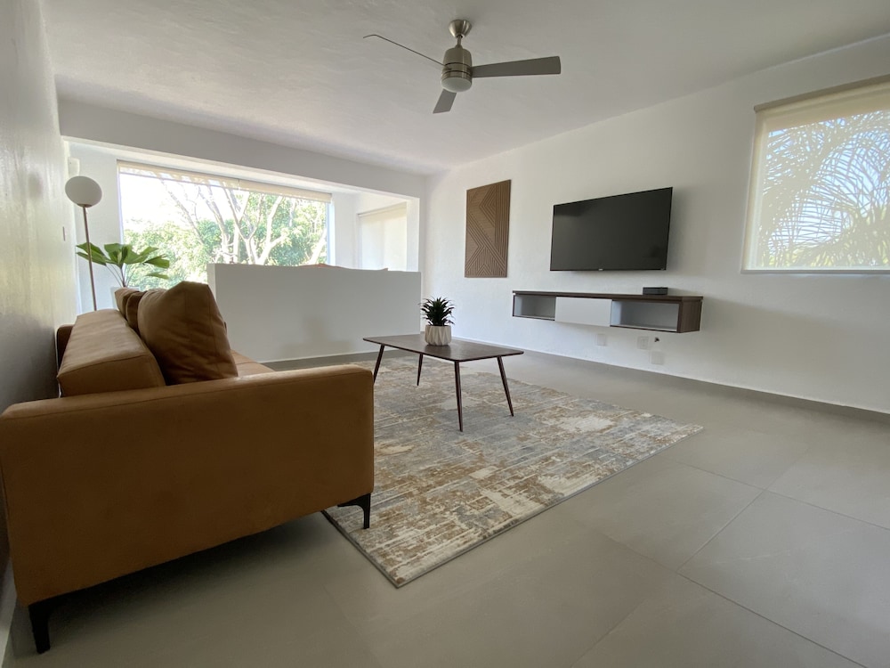 Grand Room photo 3