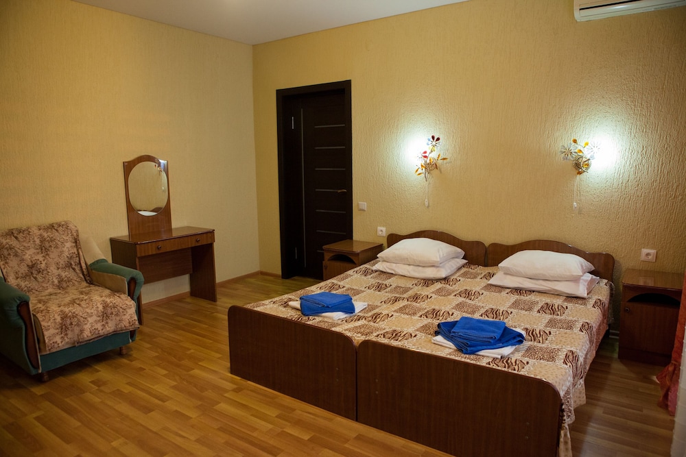 Standard Double or Twin Room, Balcony (Cottage #5) photo 1