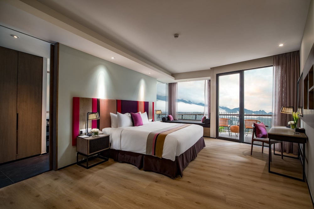 Premium Double or Twin Room, Valley View photo 1