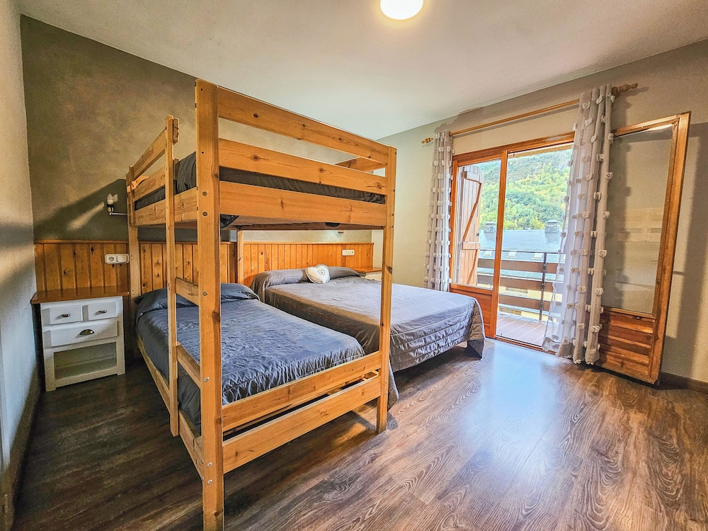 Habitación Económica, Múltiples Camas, No Fumadores