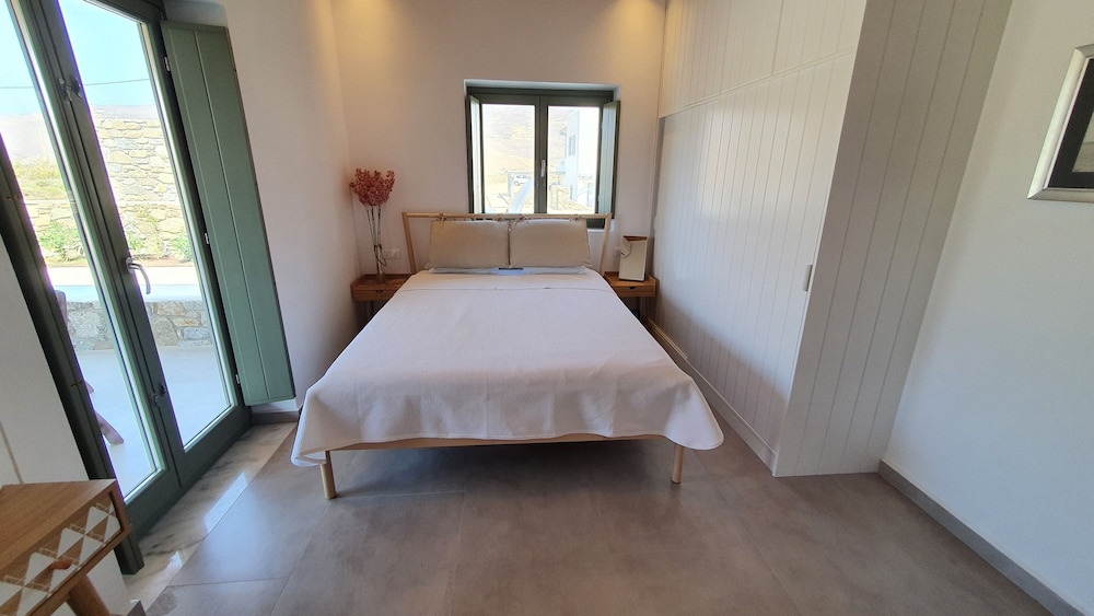 Comfort Villa, 2 Bedrooms, Garden Area