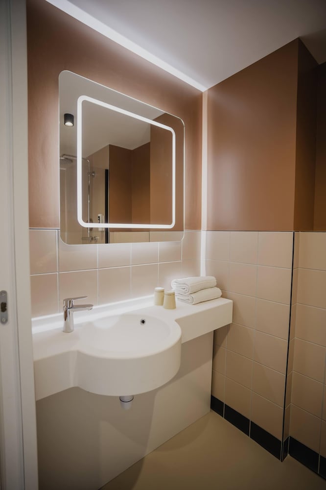Classic Double Room - Photo 2