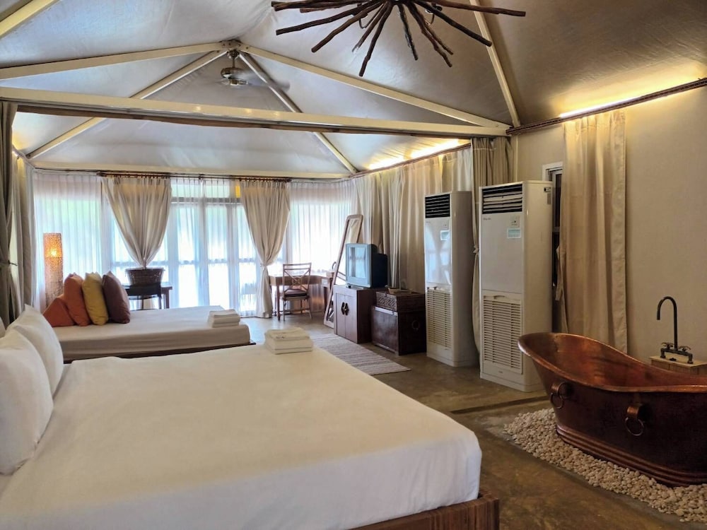 Tent Villa for 4 photo 2