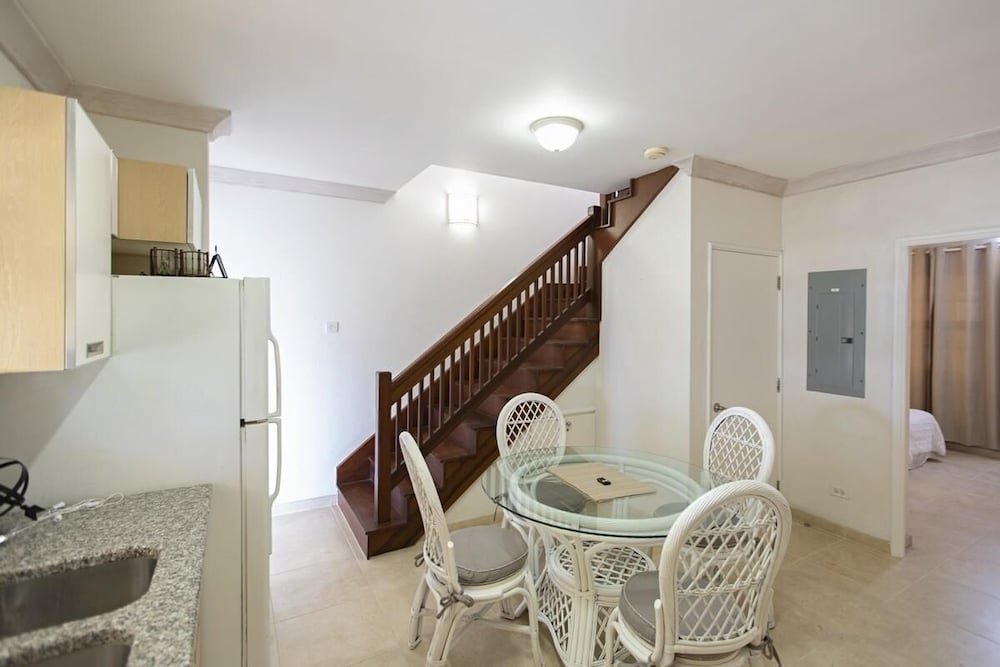 Duplex, 2 Bedrooms photo 2