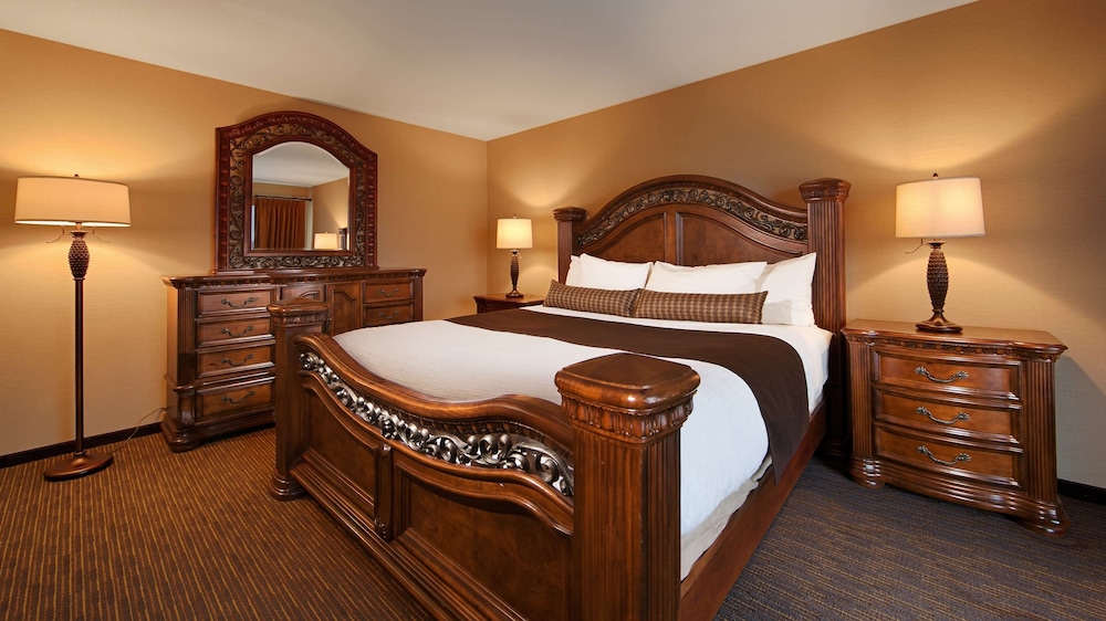 Honeymoon Room, 1 King Bed, Non Smoking, Fireplace photo 1