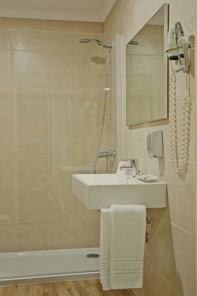 Available room