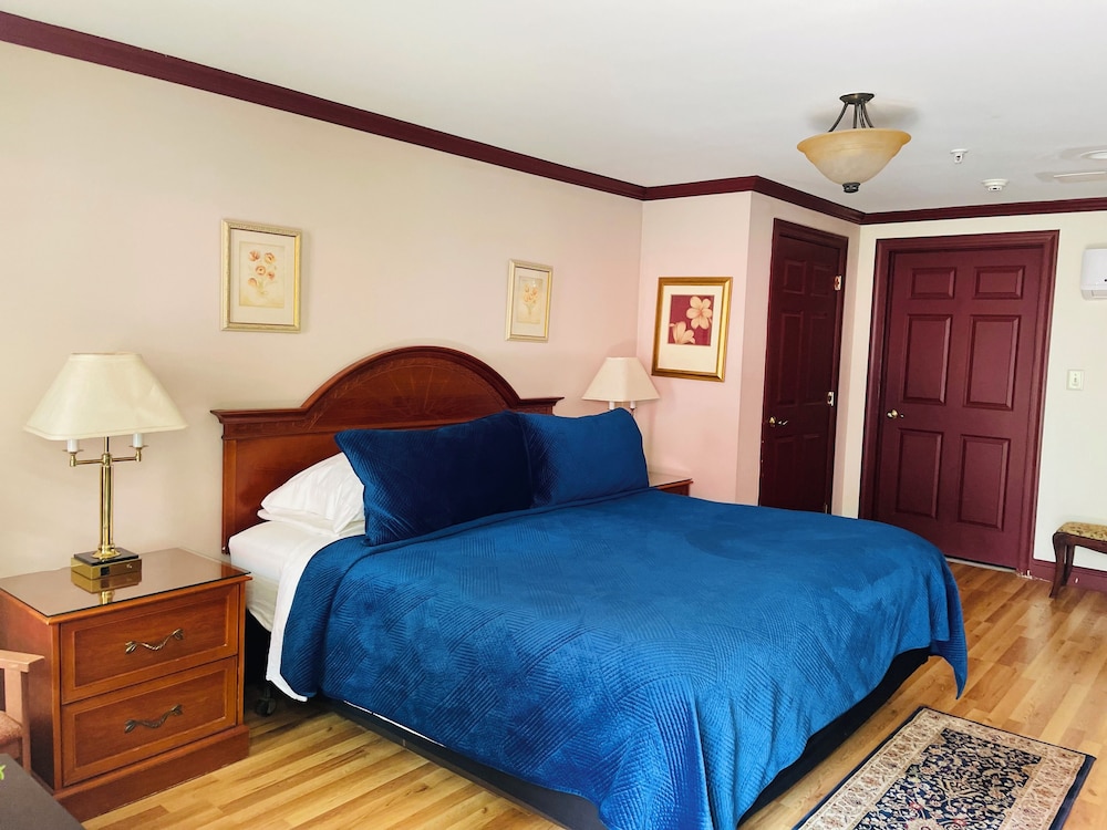 Room, Private Bathroom (Garden Suite)