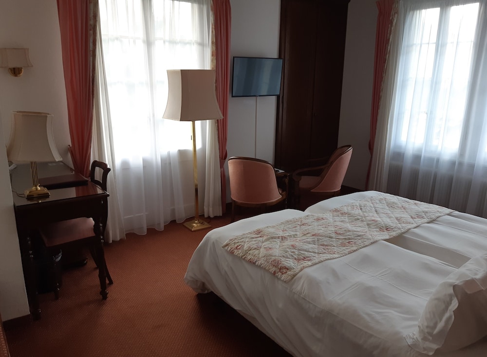 Deluxe Double Room - Photo 8
