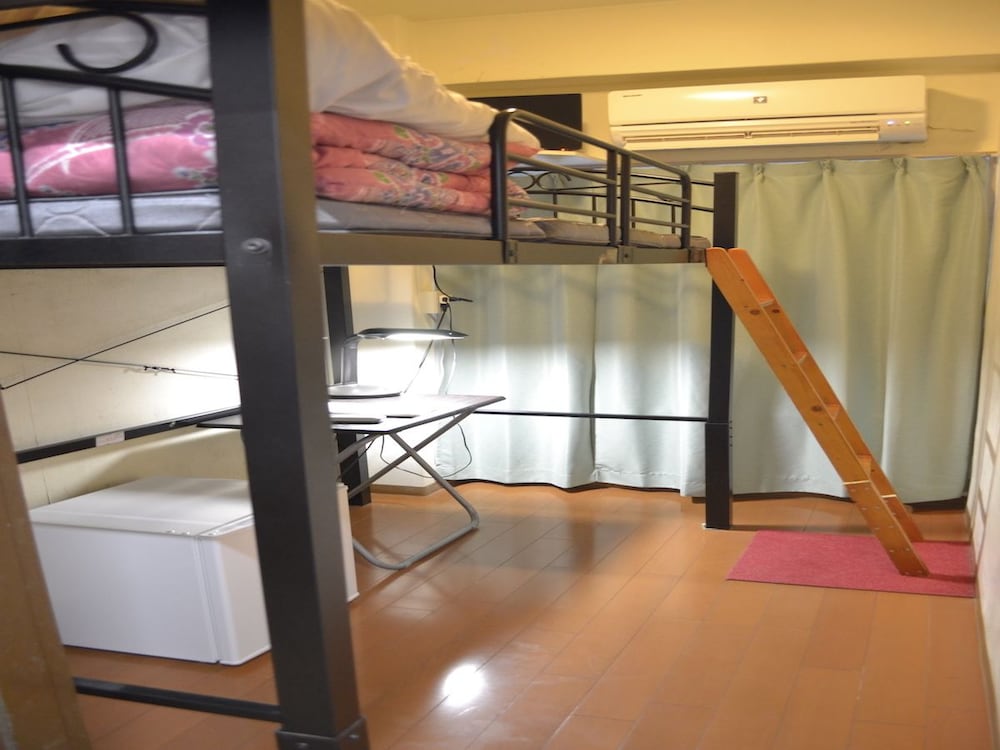 Basic Single Room, 1 Twin Bed photo 3