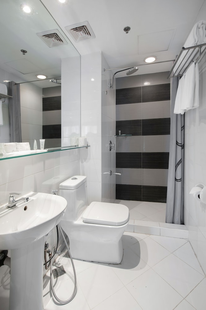 Two Bedroom Premier photo 2