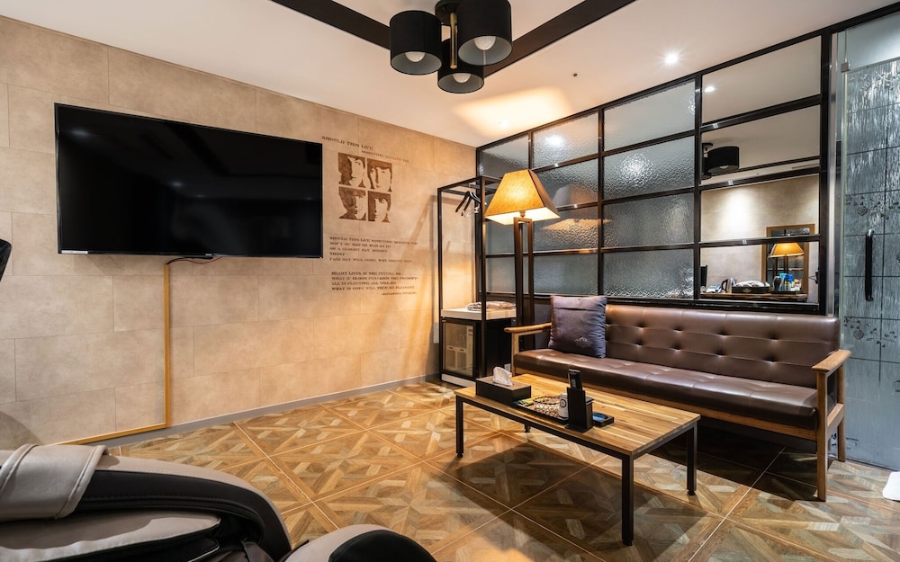 Room (VIP)