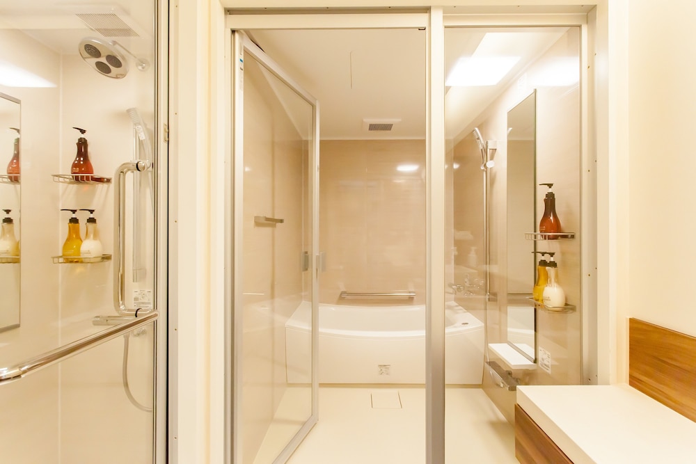 Standard Twin Room, 2 Twin Beds, Accessible, Smoking photo 2