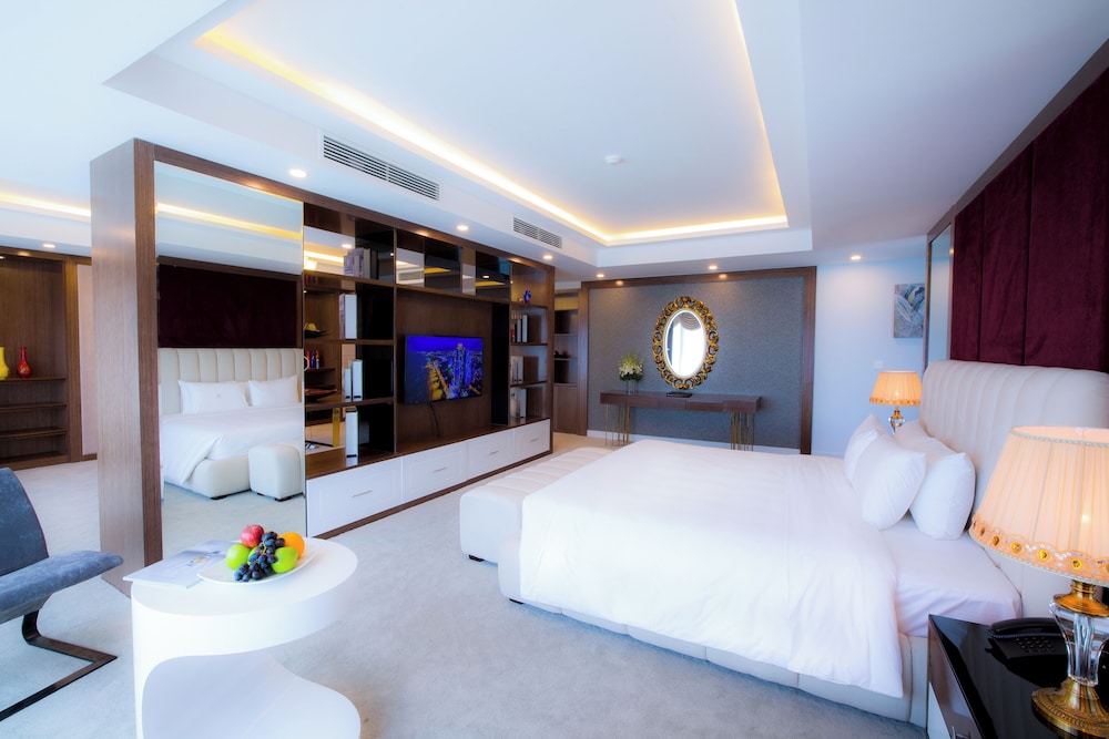 Presidential Double Room, Ocean View photo 3