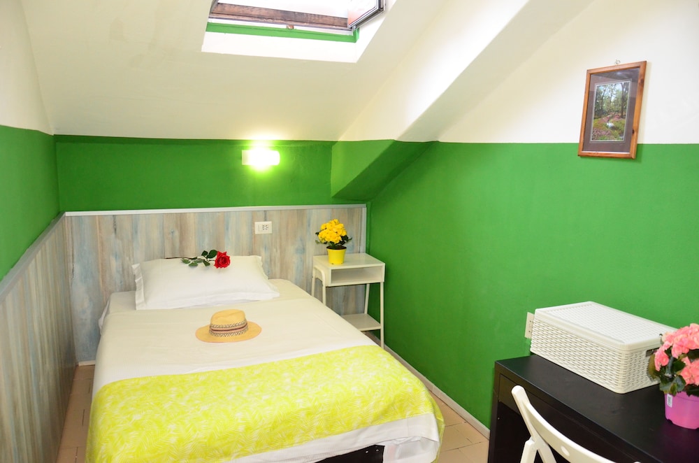 Economy Single Room