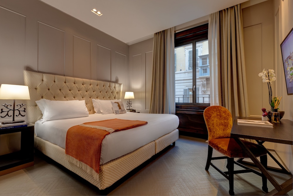 One Bedroom Executive King Suite