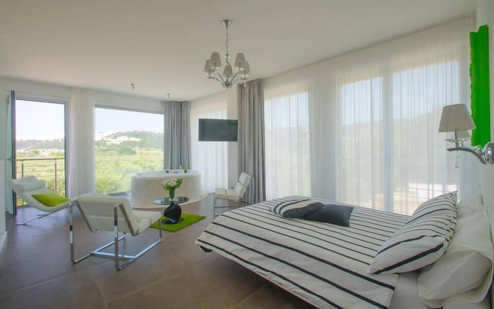 Luxury Suite (Max) photo 3