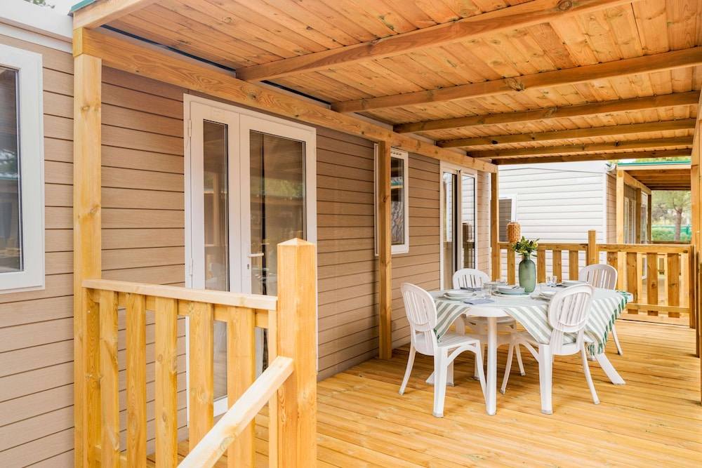 Lodge Premium - Photo 1
