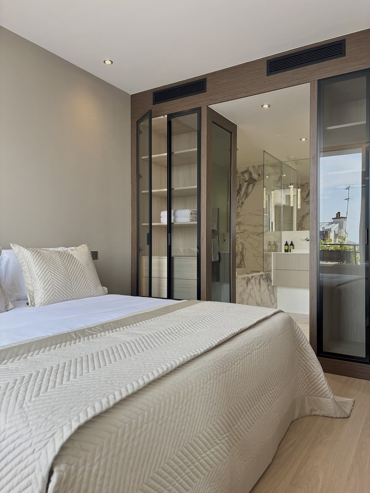 Executive Apartment