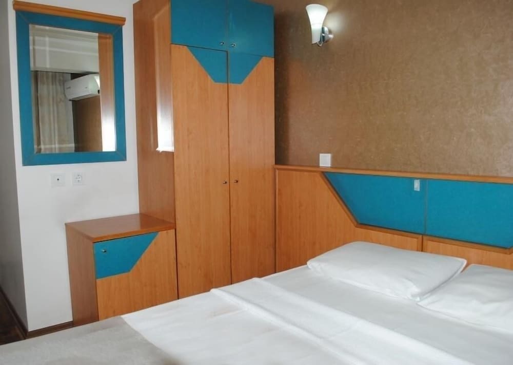 Family Quadruple Room photo 1