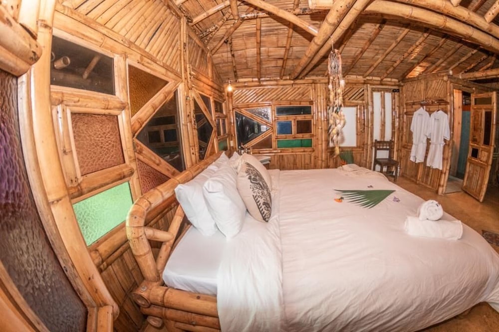 Signature Cabin, Multiple Beds photo 1