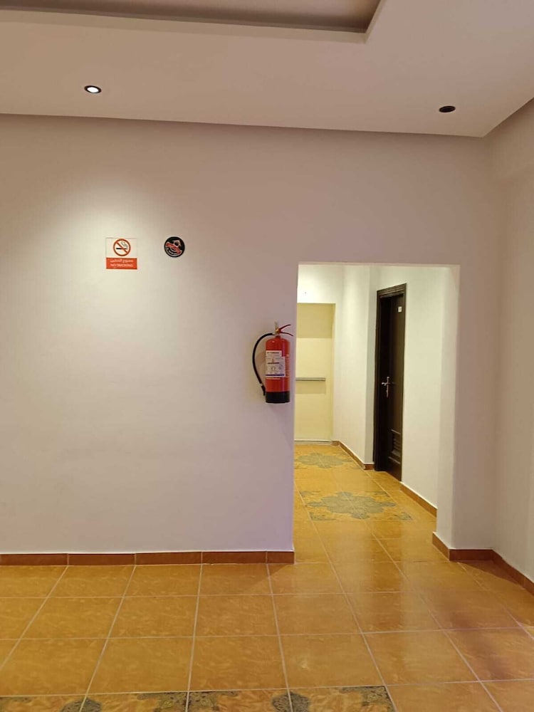 Family Room, City View photo 3