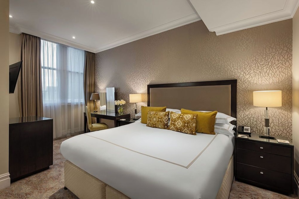 Deluxe Suite, 2 Bedrooms (Falconers)