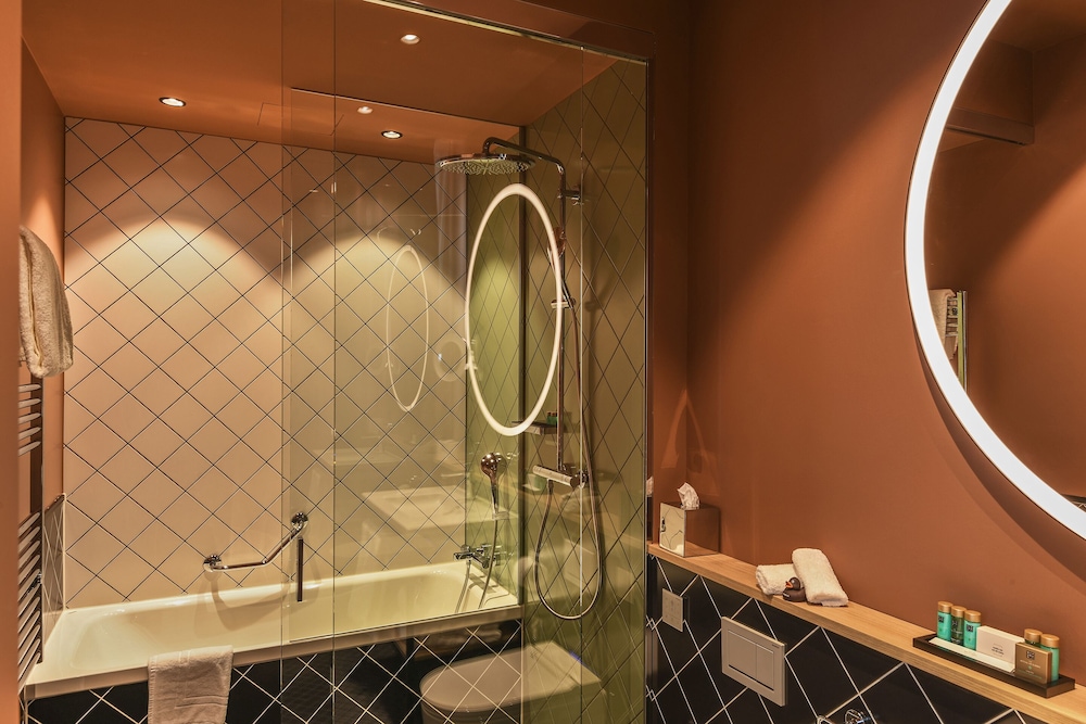 Superior Double Room (Twin or King) - Photo 5