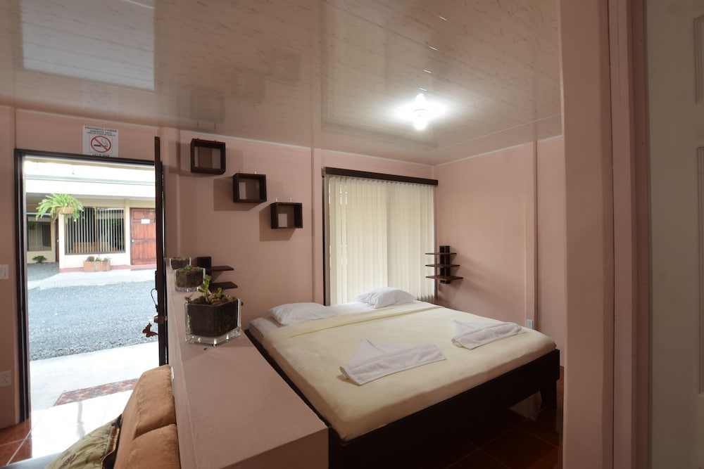 Family Studio Suite, Multiple Beds photo 1