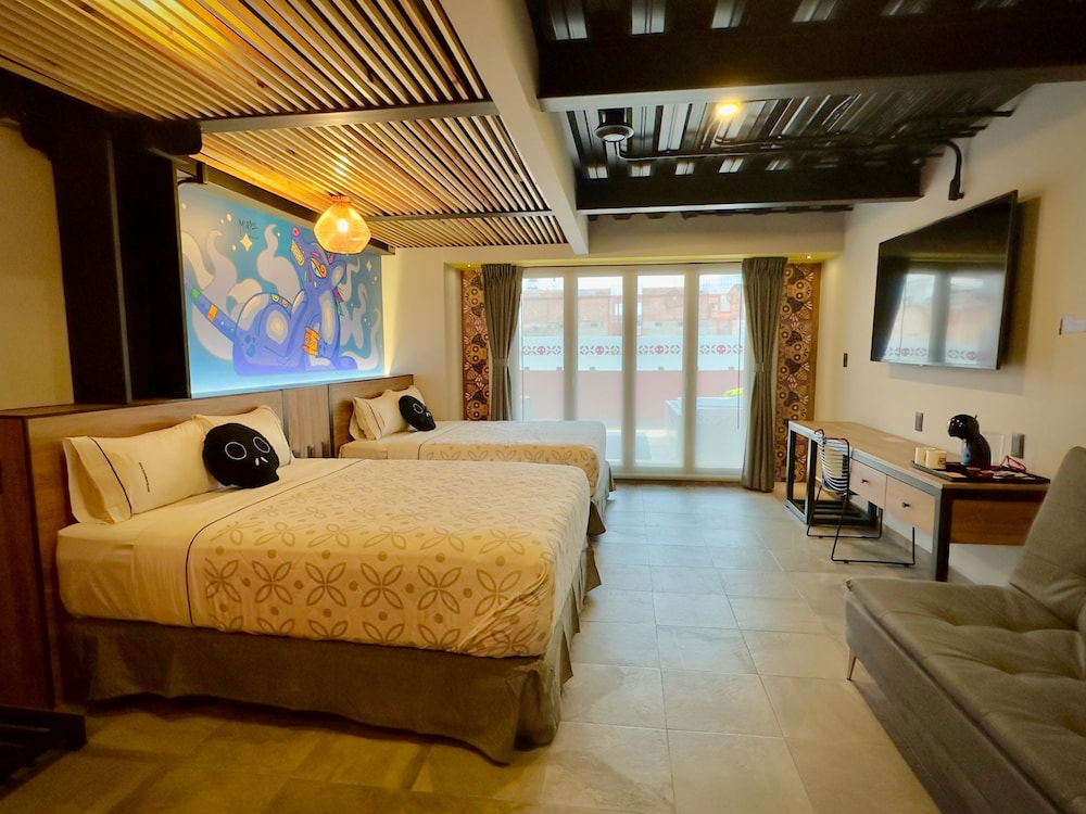 Luxury Double Room, City View photo 3