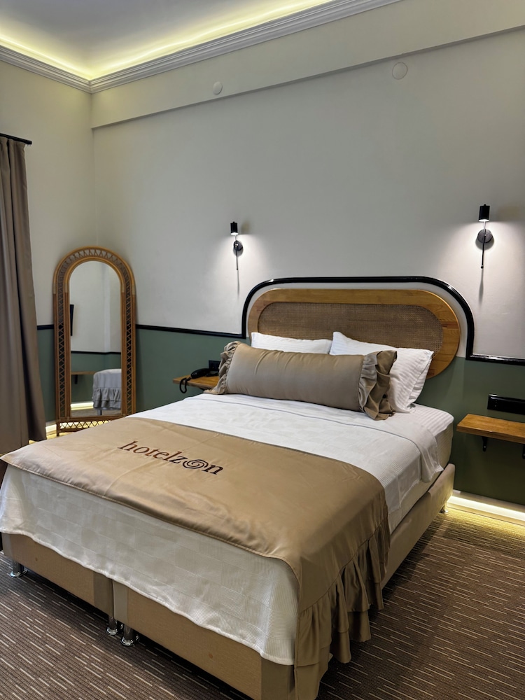Deluxe Double Room, City View photo 1