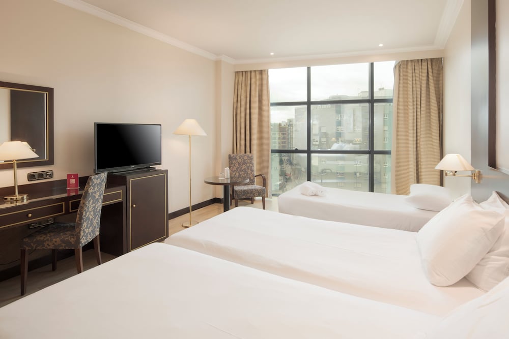 Double Room (Extra bed) - Photo 8