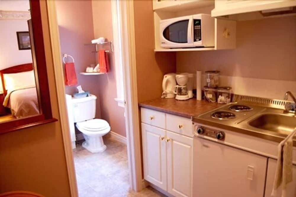 Junior Suite, 1 Queen Bed photo 3