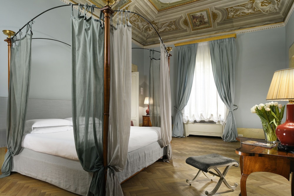 Suite, Garden View photo 1