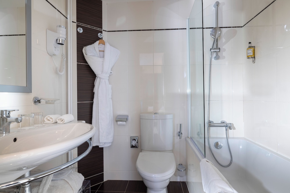 Superior Room, Connecting Rooms
