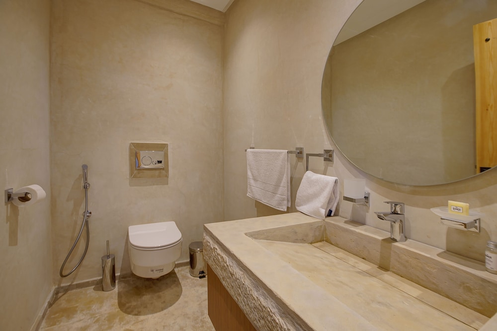 Standard Double Room - Photo 4
